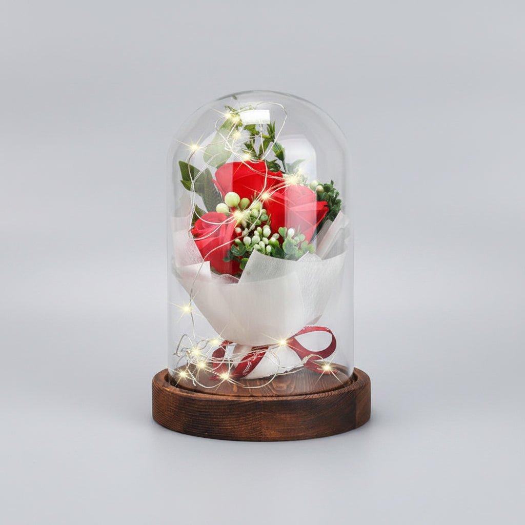 Coffret roses de savon rouges sous dôme en verre illuminé LED