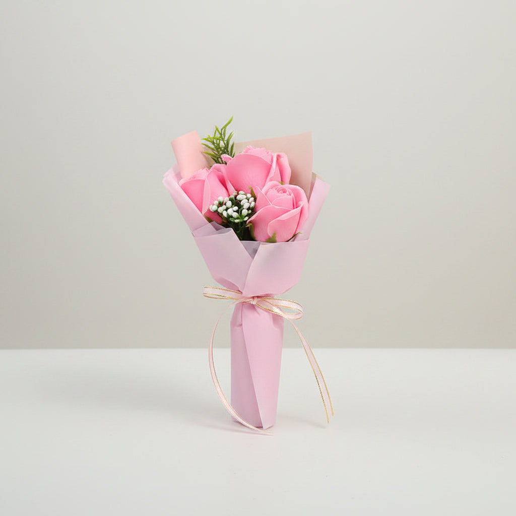 3 roses en savon en bouquet cadeau – vue de face
