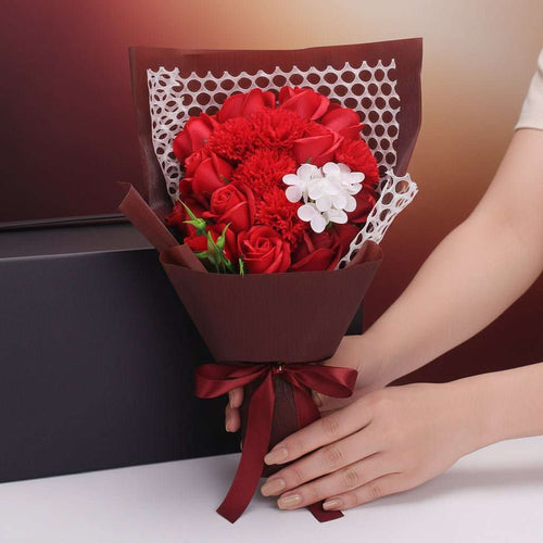 Bouquet 19 roses de savon fait main – coloris Rouge | Les Roses De Lola - Présentation