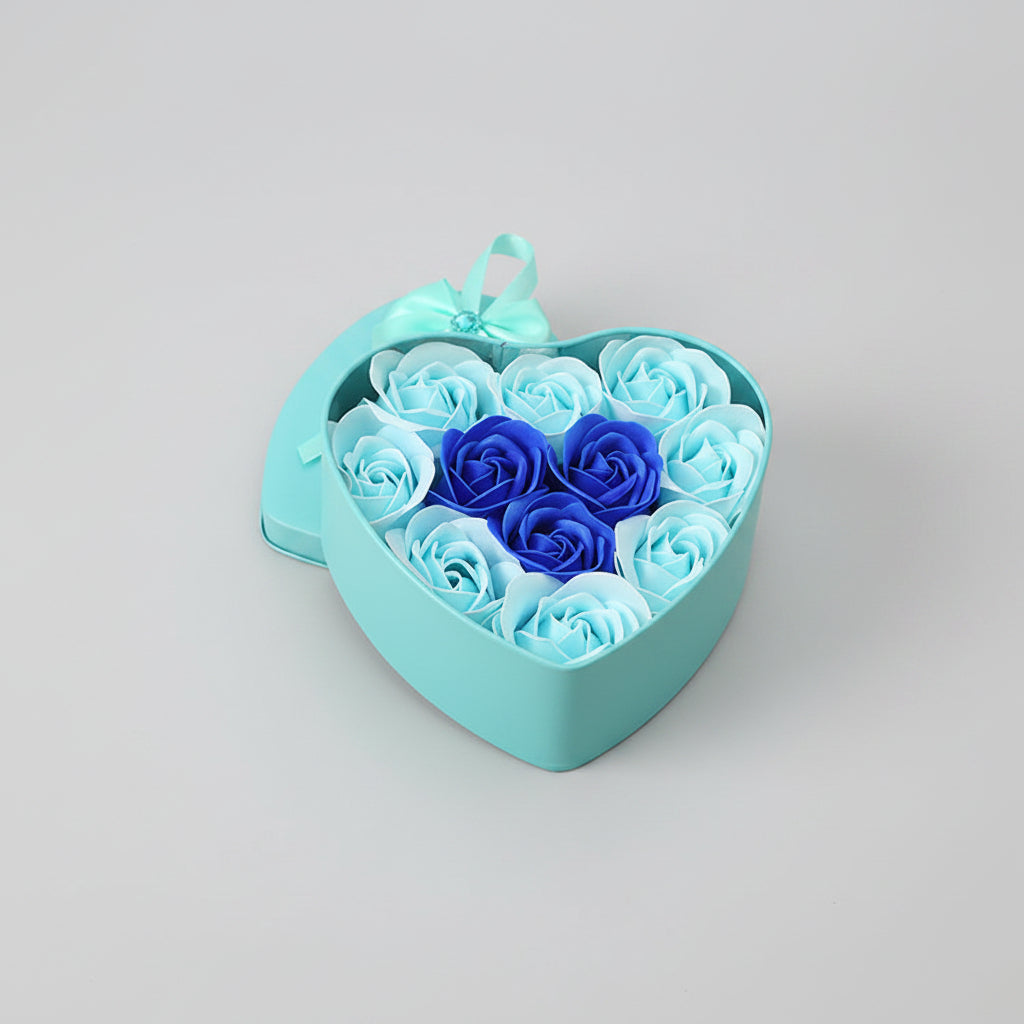 Le Coffret en Cœur – 11 Roses en Savon