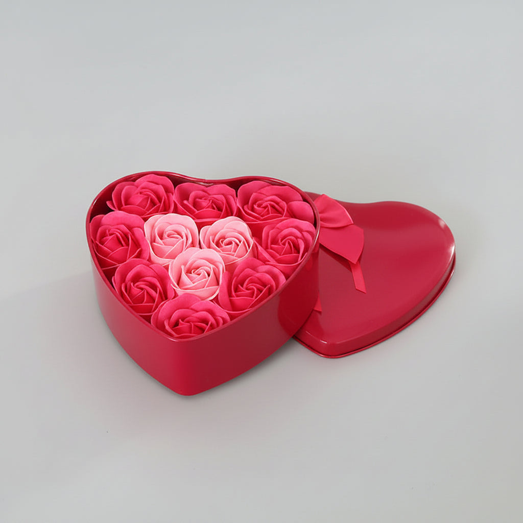 Le Coffret en Cœur – 11 Roses en Savon