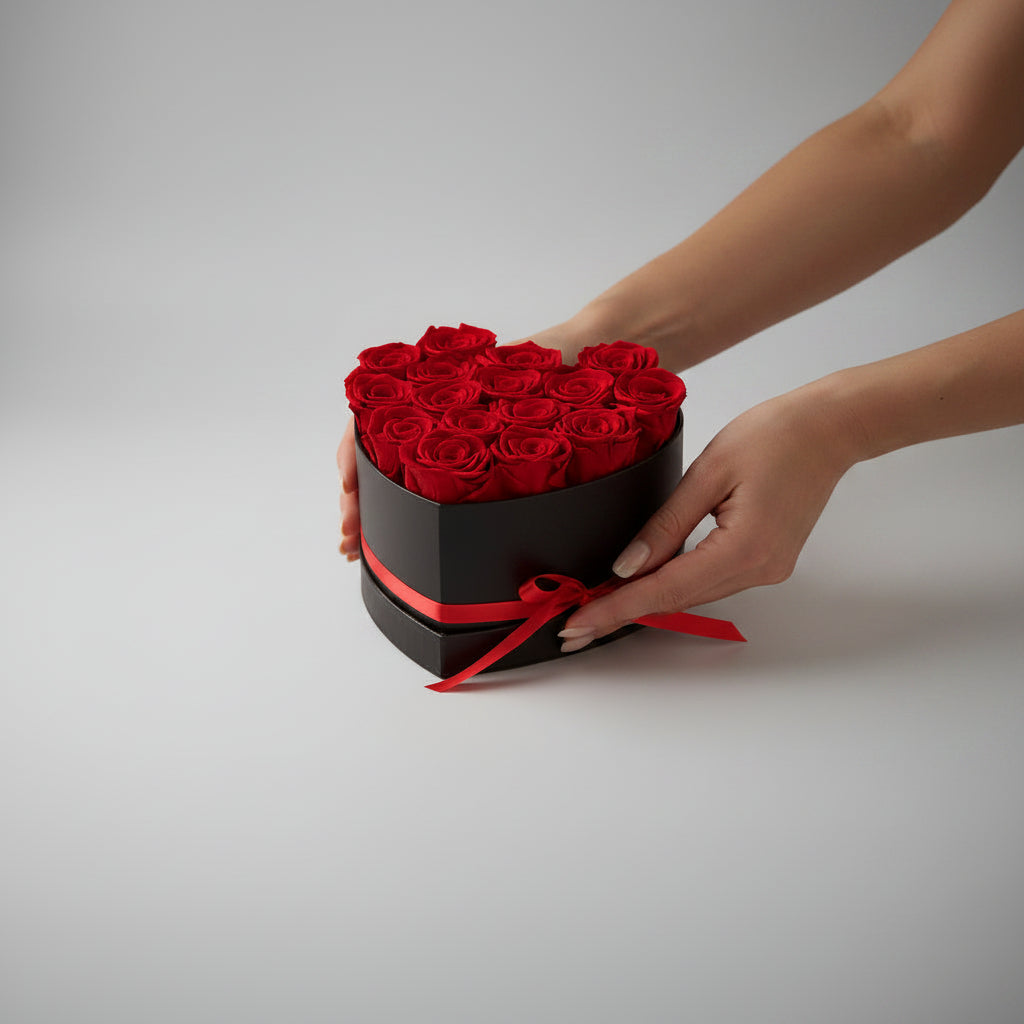 Boîte cœur fleurs séchées – cadeau original femme | Les Roses De Lola