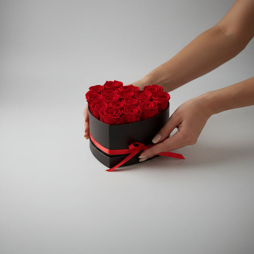 Boîte cœur fleurs séchées – cadeau original femme | Les Roses De Lola